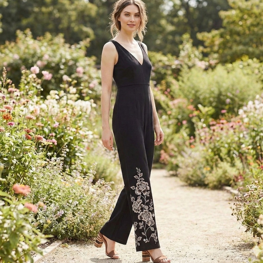 Anthropologie HD in Paris Black Jumpsuit Size 4 Embroidered Straight Wide Leg
